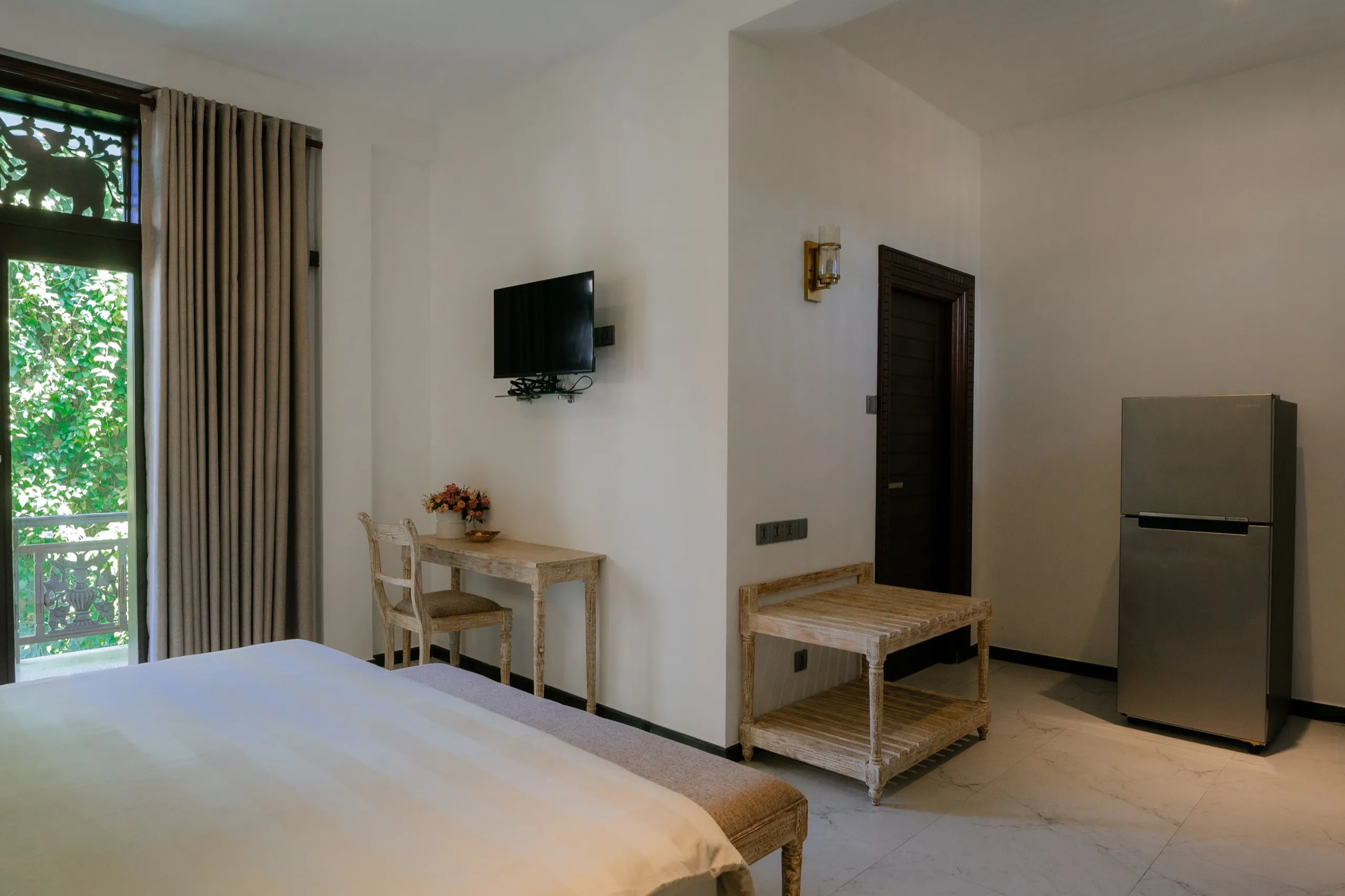 Room 5 2